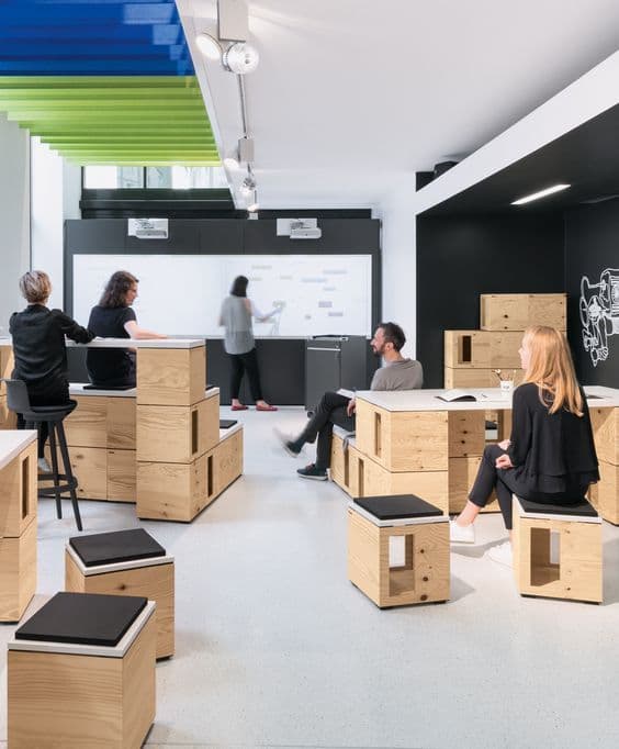 10 TENDENCIAS EN DISEÑO DE OFICINAS PARA EL 2024 QUE TRANSFORMARÁN TU ESPACIO DE TRABAJO